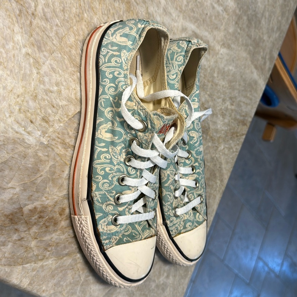 Converse women’s size 8.